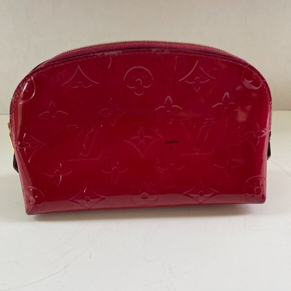 Louis Vuitton Vernis Red Makeup Pouch - Picture 2 of 11